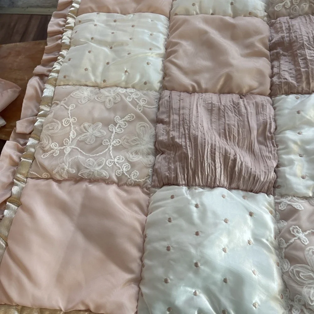 THE PEANUTSHELL Dusty Pink Gold Trim Patchwork Embroidery Lace Ruffle Baby Quilt